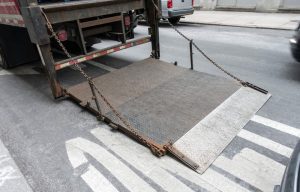 plataforma elevatória de caminhão